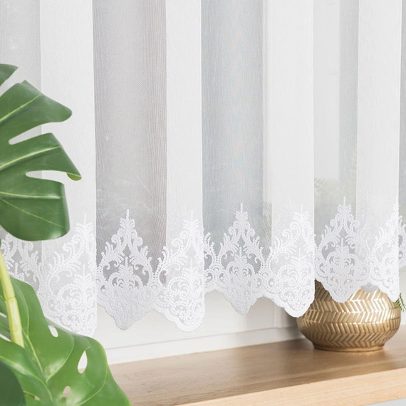 Firanka haftowana na metry 123592 / kolor biały / wysokość 150cm