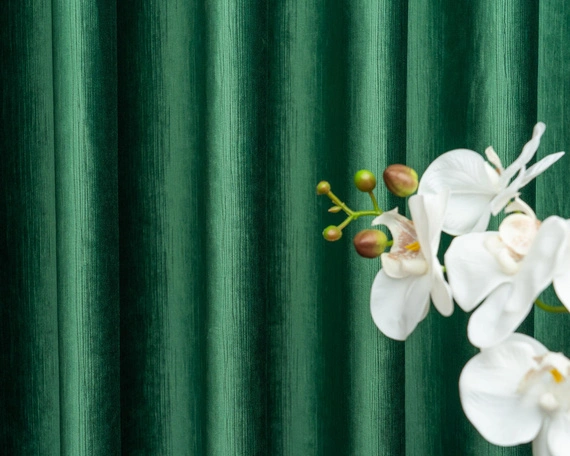 Tkanina zasłonowa VELVET EDEN prążkowana / wysokość 280cm / kolor 16 zieleń butelkowa