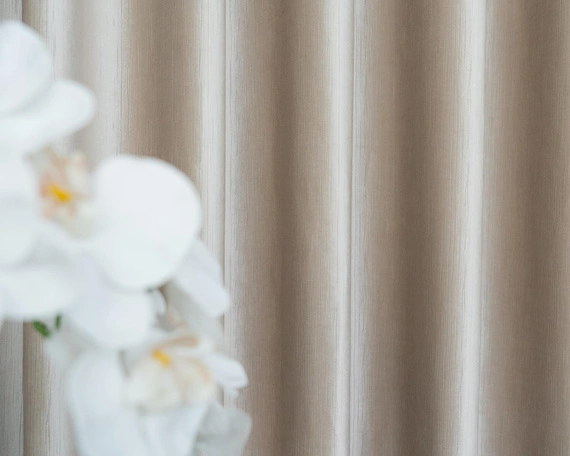 Tkanina zasłonowa VELVET EDEN prążkowana / wysokość 280cm / kolor 06 ciepły beż