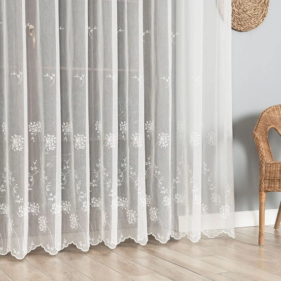 Firanka haftowana z wzorem pasowym 053801 / kolor kremowy / wysokość 280cm