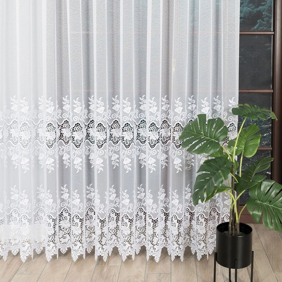Firanka haftowana z aplikacją na metry 122625 / kolor biały / wysokość 250cm