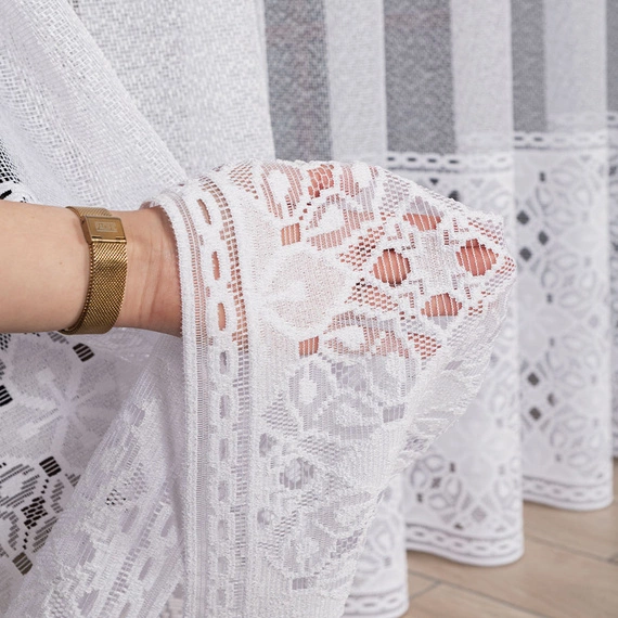 Firanka żakardowa na metry 358700 / kolor biały / kupon 240x300cm