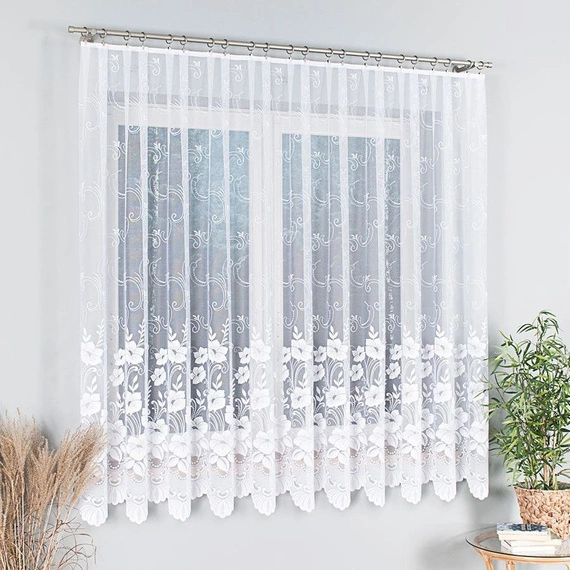 Firanka żakardowa 018041 / kolor biały / kupon 210x180cm