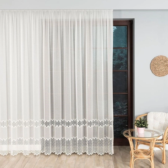 Firanka z aplikacją z wzorem pasowym 008897 / kolor kremowy / wysokość 280cm