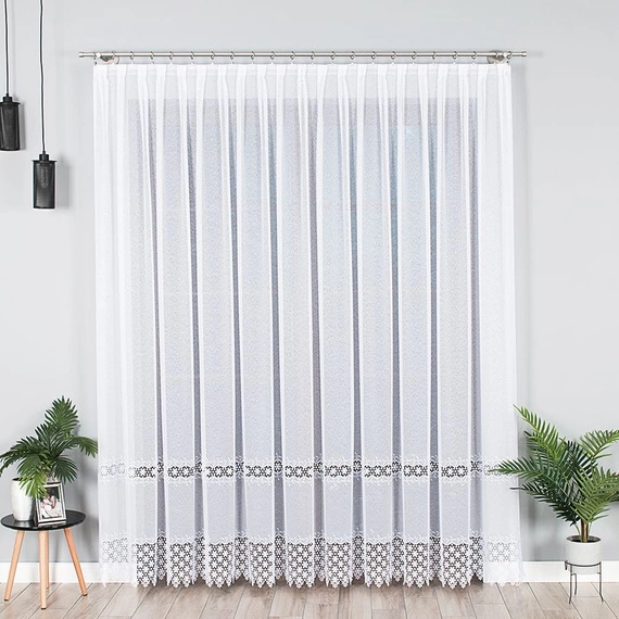 Firanka haftowana z aplikacją na metry 089060 / kolor biały / wysokość 280cm