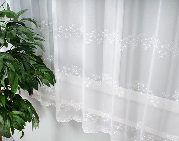 Firanka haftowana 013495 / kolor biały / wysokość 160cm