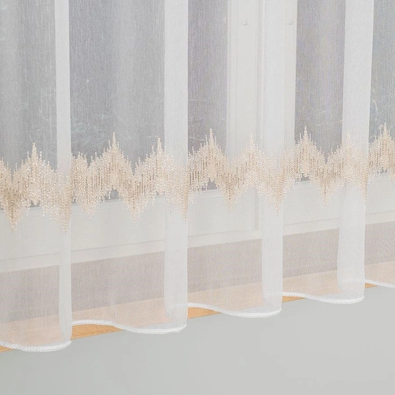 Firanka haftowana z wzorem pasowym 112750 / kolor biały ze złotym / wysokość 160cm