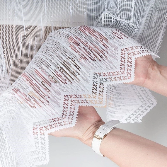 Firanka żakardowa w metrażu 000146 / kupon 150x160cm