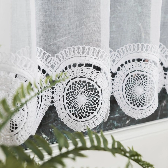 Firanka zazdroska haftowana na metry 112769 / kolor biały / wysokość 60cm