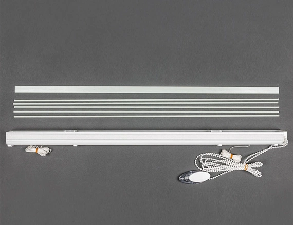 Roleta zaciemniająca NEW BLACKOUT / szara / szyta na wymiar