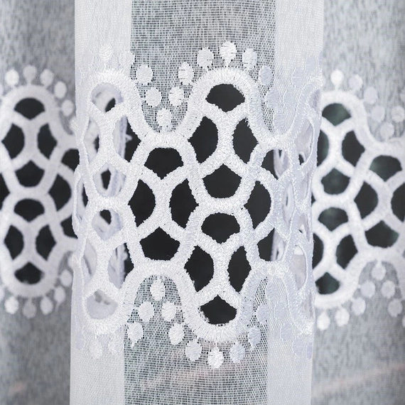 Firanka z aplikacją z wzorem pasowym 008897 / kolor biały / wysokość 175cm