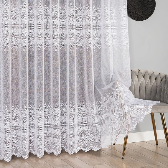 Firanka żakardowa na metry 358690 / kolor biały / kupon 210x270cm