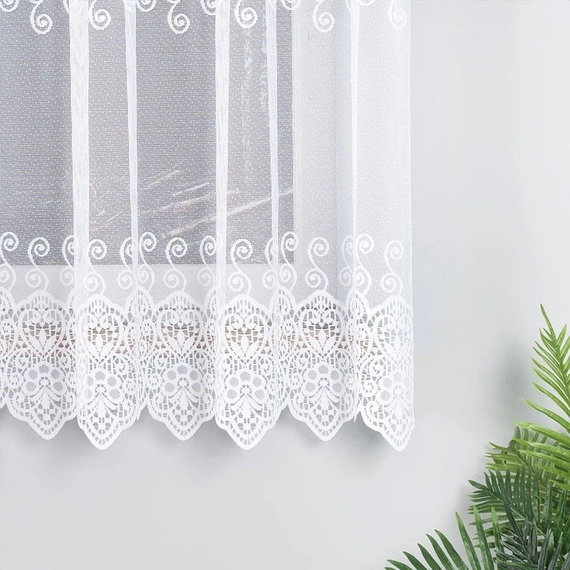 Firanka żakardowa gotowa na tasmie 018495 / kolor biały / 500x175cm
