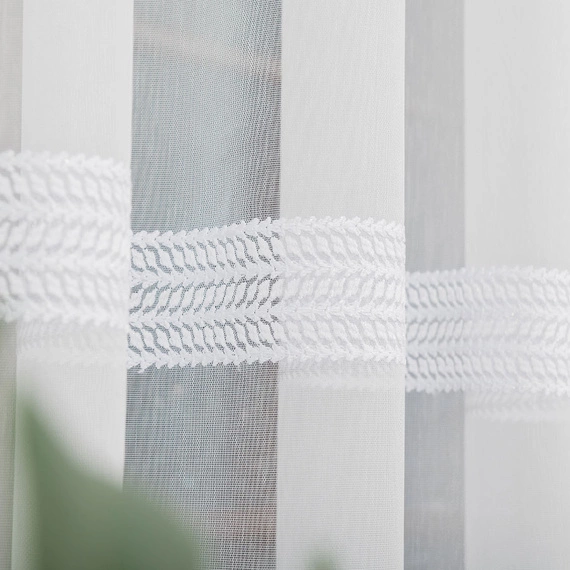 Firanka haftowana na metry 083399 / kolor biały / wysokość 280cm