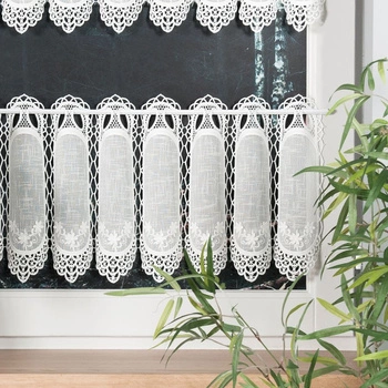 Firanka zazdroska haftowana na metry 015590 / kolor kremowy / wysokość 30cm