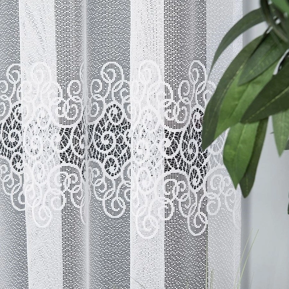 Firanka żakardowa w metrażu 001539 / kupon 90x200cm