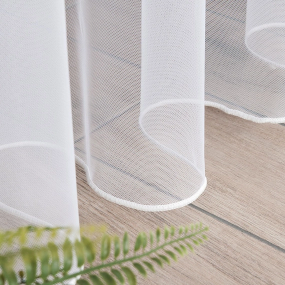 Firanka z tiulu na taśmie Wave / szyta na miarę / kolor biały