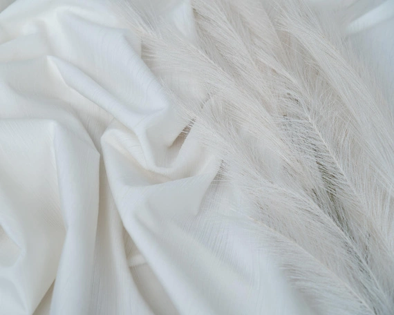 Tkanina zasłonowa VELVET EDEN prążkowana / wysokość 280cm / kolor 01 ivory