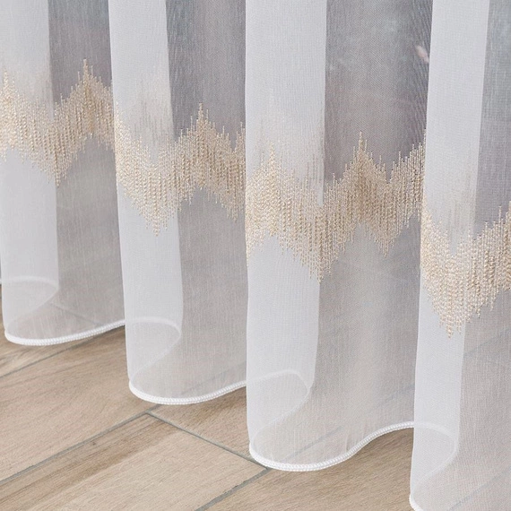 Firanka haftowana z wzorem pasowym 112750 / kolor biały ze złotym / wysokość 280cm