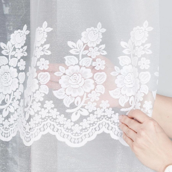 Firanka żakardowa 094310 / kolor biały z połyskiem / wysokość 180cm