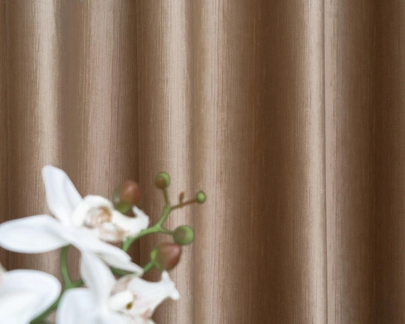 Tkanina zasłonowa VELVET EDEN prążkowana / wysokość 280cm / kolor 05 jasny ciepły brąz