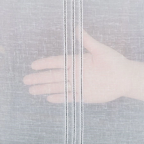 Firanka fantazyjna z pionowymi pasami 001215 / kolor biały z czarnym / wysokość 300cm