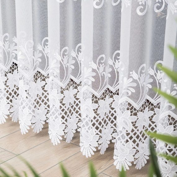 Firanka haftowana z aplikacją na metry 122469 / kolor biały / wysokość 250cm