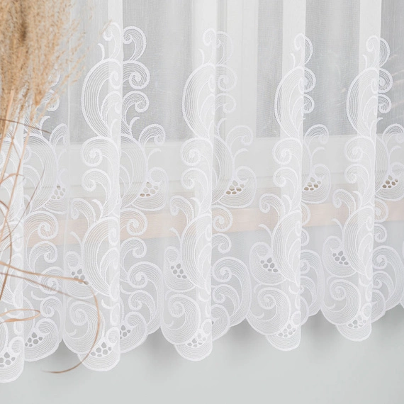 Firanka haftowana na metry 926122 / kolor biały / wysokość 180cm