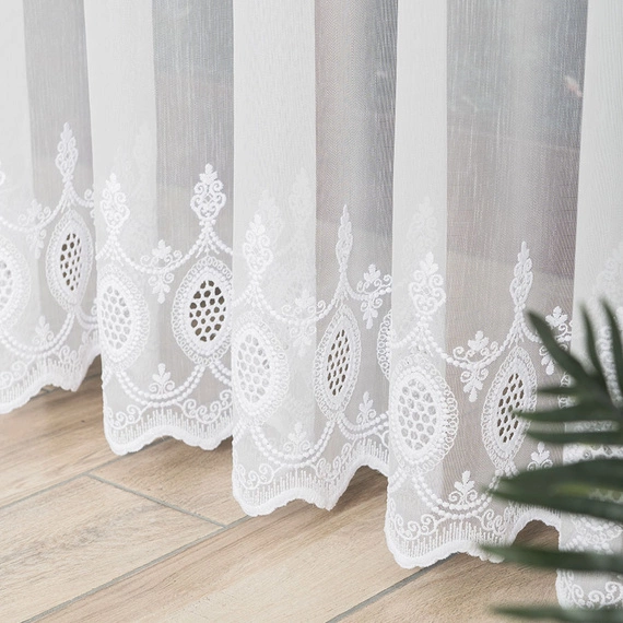 Firanka haftowana na metry 123946 / kolor biały / wysokość 280cm