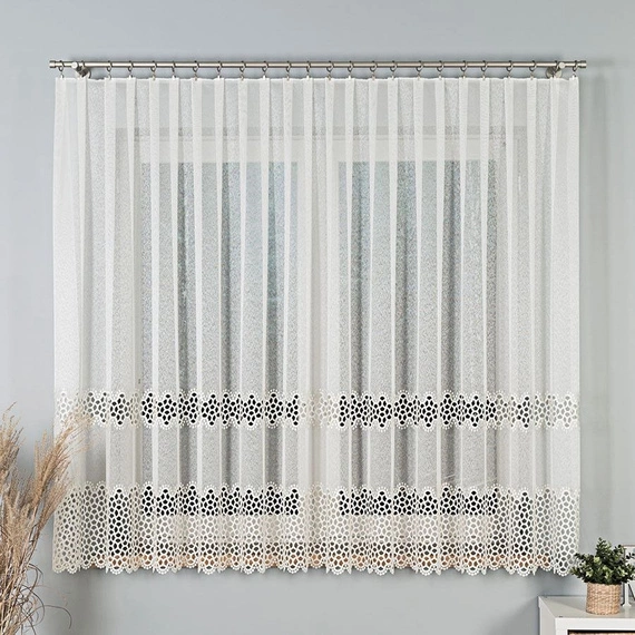 Firanka z aplikacją z wzorem pasowym 008897 / kolor kremowy / wysokość 160cm