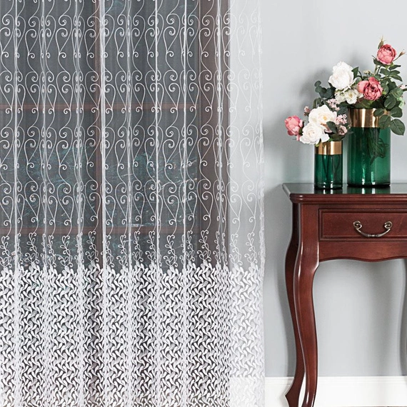 Firanka haftowana 908486 / kolor biały / wysokość 290cm