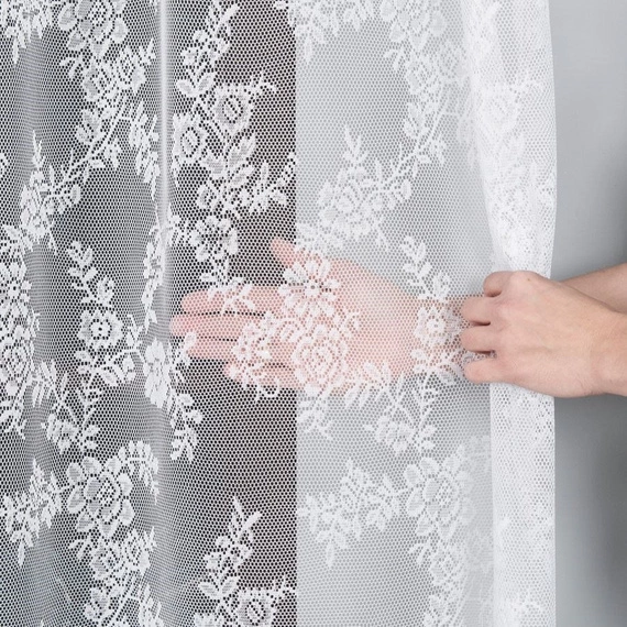 Firanka żakardowa 090375 / kolor biały / kupon 200x250cm