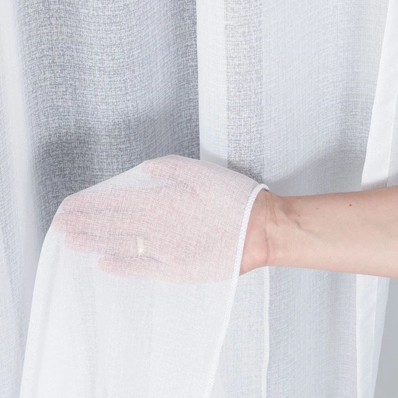 Firanka fantazyjna 000121 / kolor biały / kupon 230x250cm