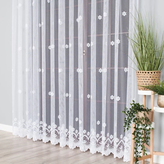 Firanka żakardowa 004421 / kolor biały / kupon 200x230cm