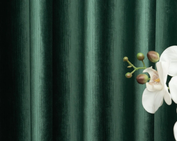 Tkanina zasłonowa VELVET EDEN prążkowana / wysokość 280cm / kolor 17 ciemna zieleń butelkowa