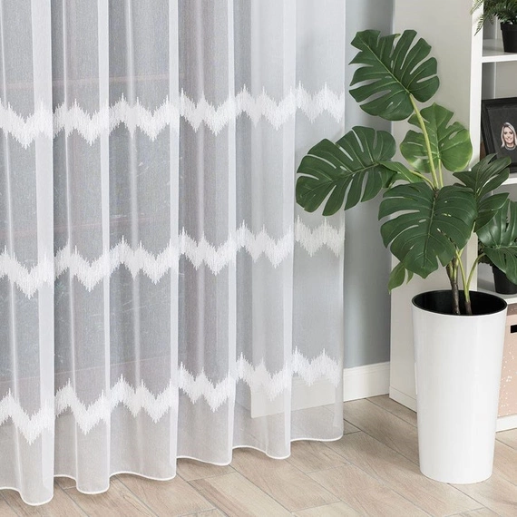 Firanka haftowana z wzorem pasowym 112750 / kolor biały z błyskiem / wysokość 280cm