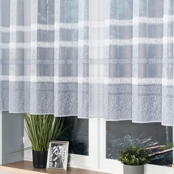 Firanka żakardowa 181015 / kolor biały + szary / kupon 140x120cm